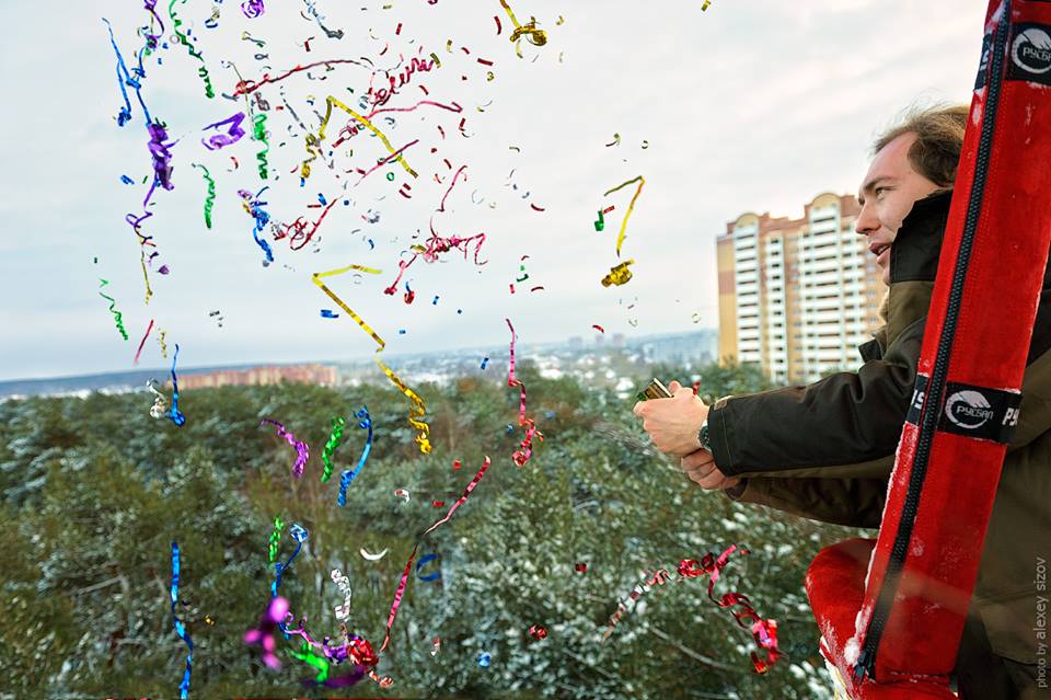 Сделать предложение на воздушном шаре. Сделать предложение на воздушном шаре. Романтический полет на воздушном шаре. Экстремальные свидания. Скидки на полет.
